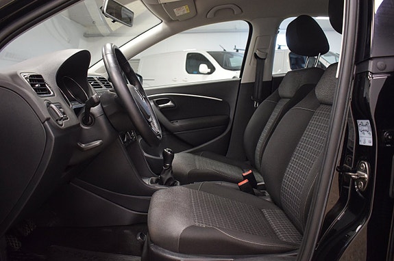 Volkswagen Polo 8 of 23