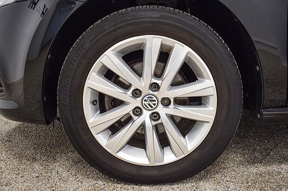Volkswagen Polo 21 of 23