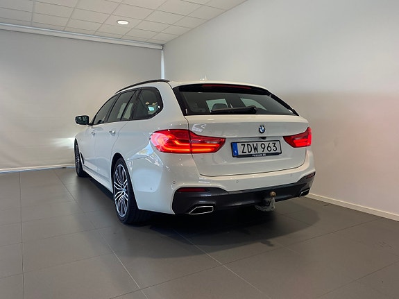 BMW 520 11 of 13