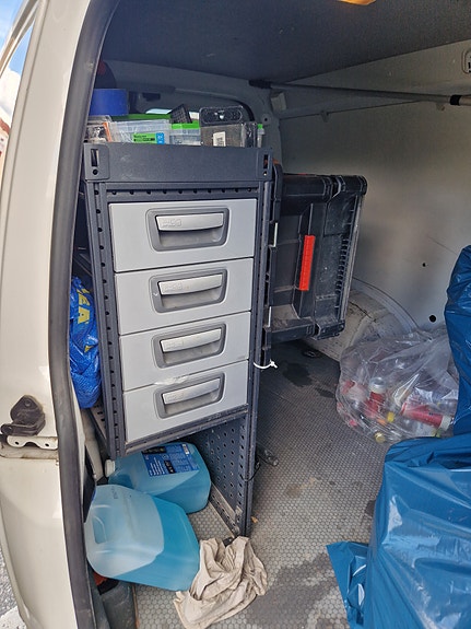 Volkswagen Caddy Maxi 5 of 5