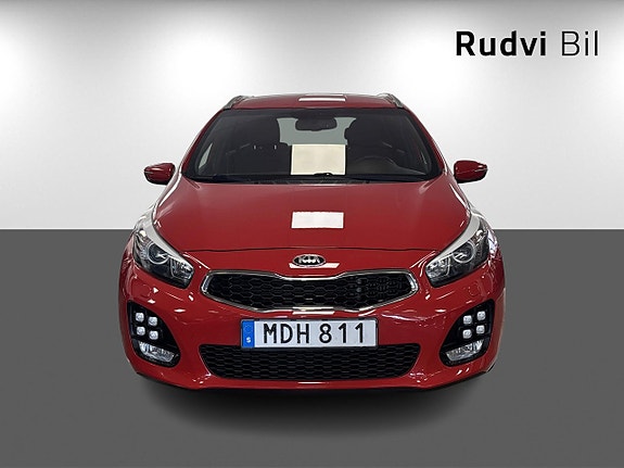 Kia Ceed 2 of 14