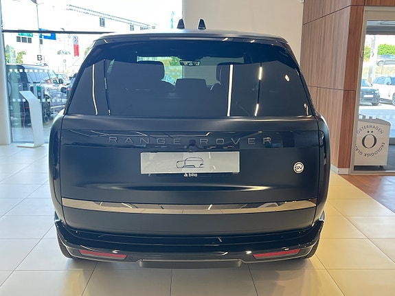 Land Rover Range Rover 3 of 10