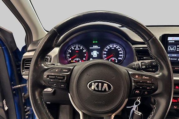 Kia Rio 9 of 17