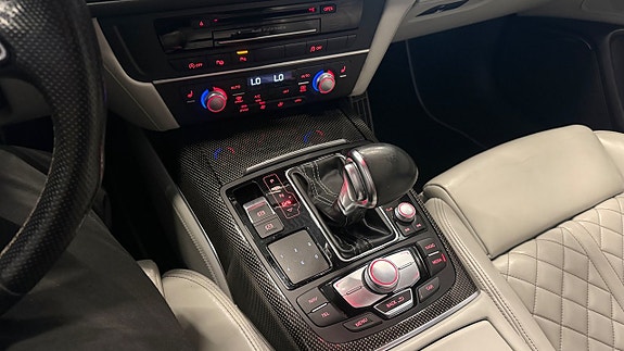 Audi S6 30 of 30