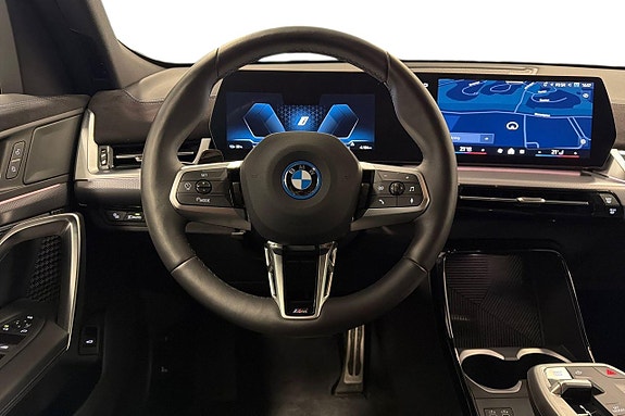 BMW iX2 9 of 18