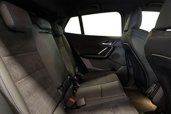 BMW iX2 7 of 18