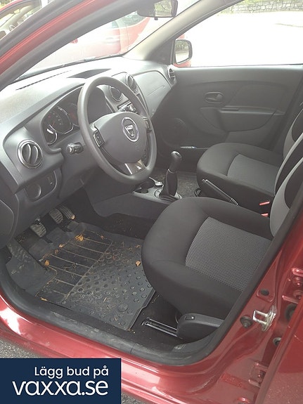 Dacia Sandero 8 of 15
