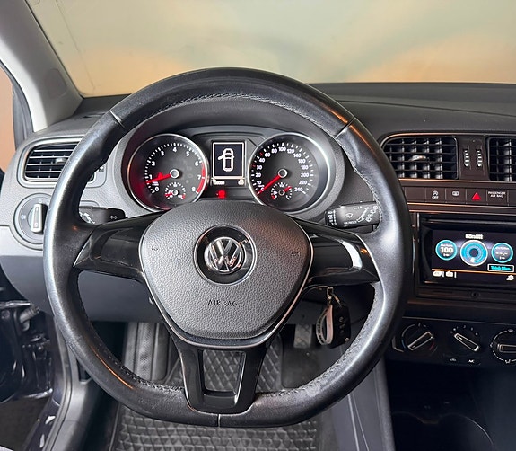 Volkswagen Polo 12 of 20