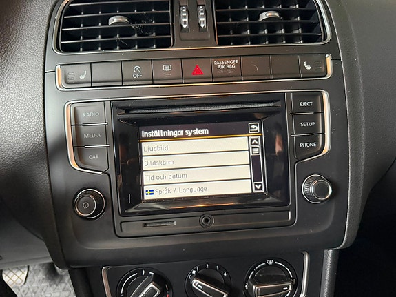 Volkswagen Polo 16 of 20