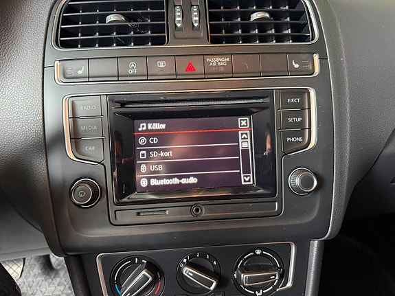 Volkswagen Polo 14 of 20