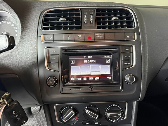 Volkswagen Polo 18 of 20