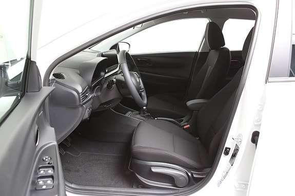 Hyundai i20 6 of 15
