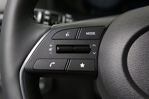 Hyundai i20 8 of 15