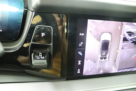 Porsche Cayenne 25 of 26
