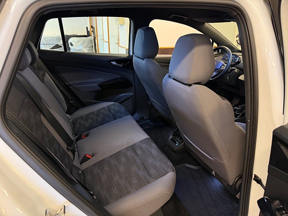 Volkswagen ID.4 11 of 16