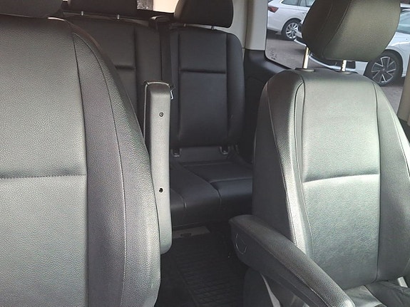 Mercedes-Benz Vito 119 12 of 14