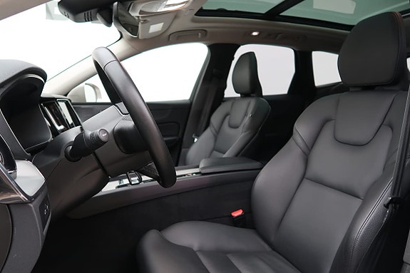 Volvo XC60 4 of 23