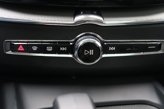 Volvo XC60 21 of 23