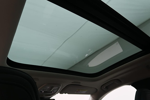 Volvo XC60 9 of 23
