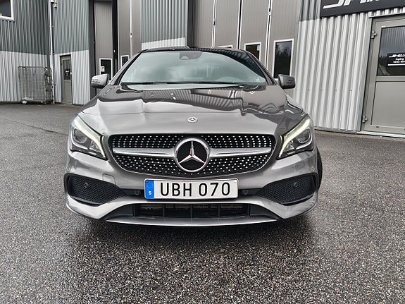 Mercedes-Benz CLA200 3 of 25