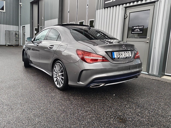 Mercedes-Benz CLA200 8 of 25