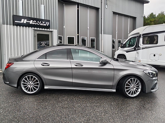 Mercedes-Benz CLA200 4 of 25