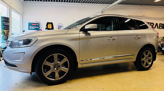 Volvo XC60 3 of 23