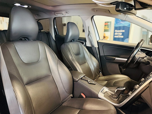 Volvo XC60 23 of 23