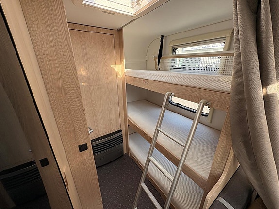 Adria AVIVA 522 PT Barnkammare 3 of 20