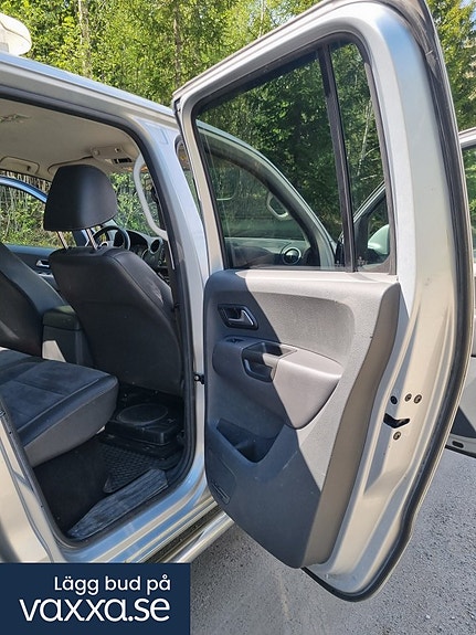 Volkswagen Amarok 28 of 30