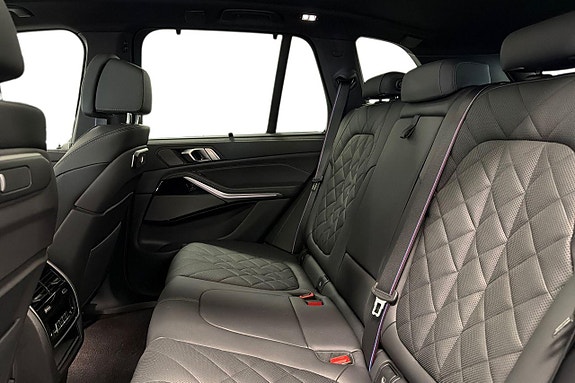 BMW X5 11 of 18