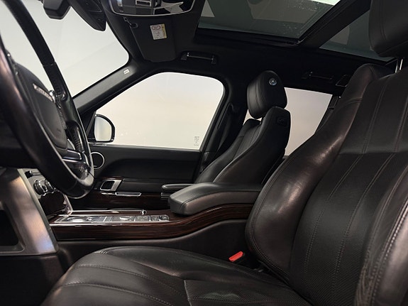 Land Rover Range Rover 14 of 23