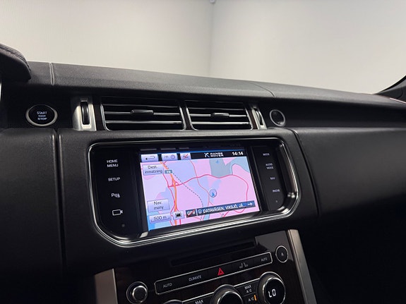 Land Rover Range Rover 17 of 23