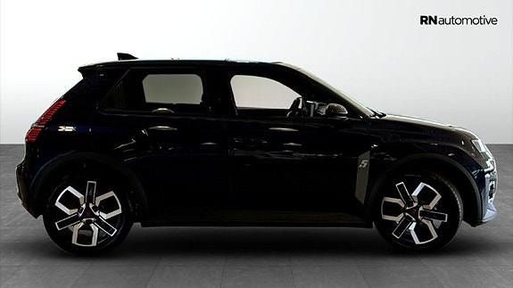 Renault 5 E-Tech 4 of 22