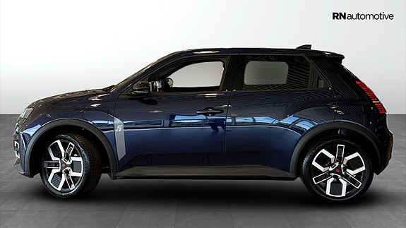 Renault 5 E-Tech 5 of 22