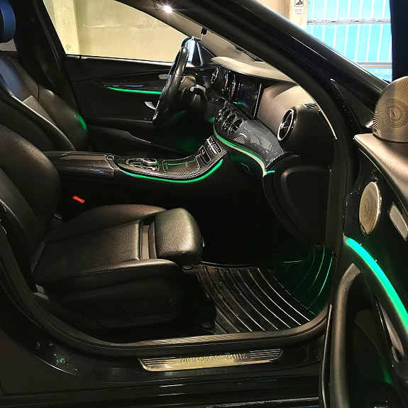 Mercedes-Benz E220 d 13 of 15