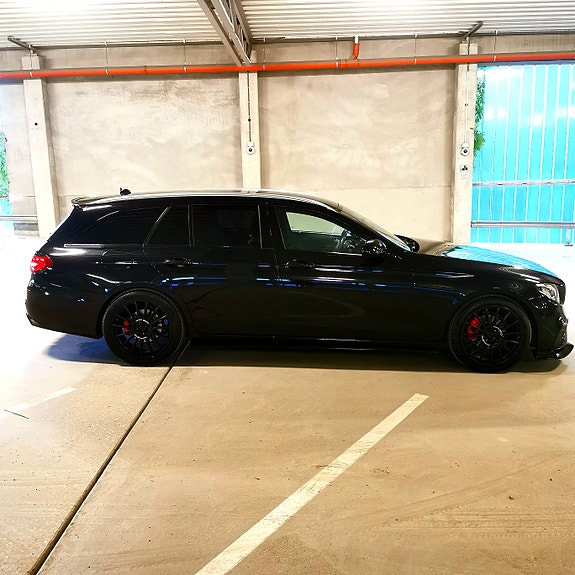 Mercedes-Benz E220 d 7 of 15
