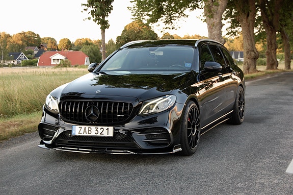 Mercedes-Benz E220 d 3 of 15
