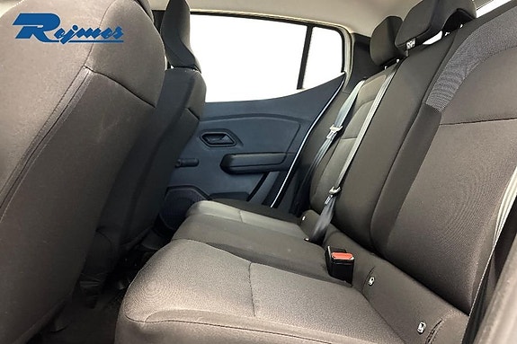 Dacia Sandero 9 of 17
