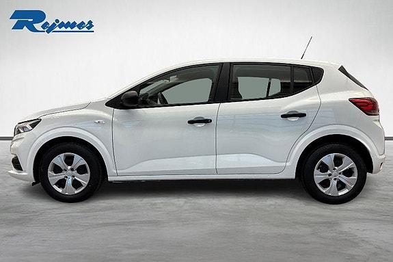 Dacia Sandero 2 of 17