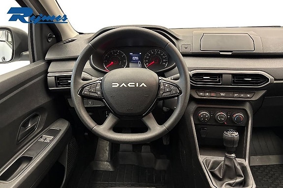 Dacia Sandero 11 of 17