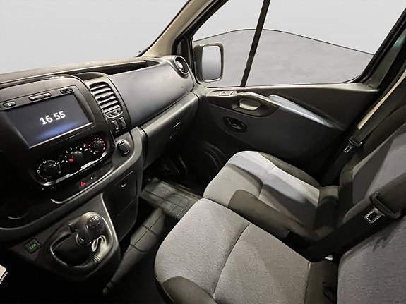 Opel Vivaro 14 of 16