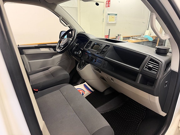 Volkswagen Transporter 10 of 10