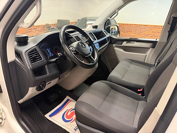 Volkswagen Transporter 9 of 10
