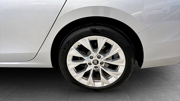 Skoda Superb 6 of 23