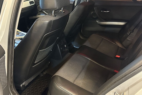 BMW 320d 11 of 11