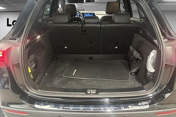 Mercedes-Benz GLA 200 14 of 14