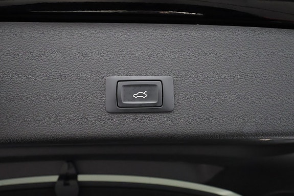 Audi e-tron 26 of 26