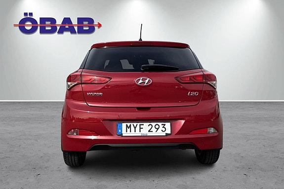 Hyundai i20 5 of 12