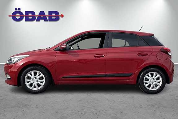 Hyundai i20 4 of 12